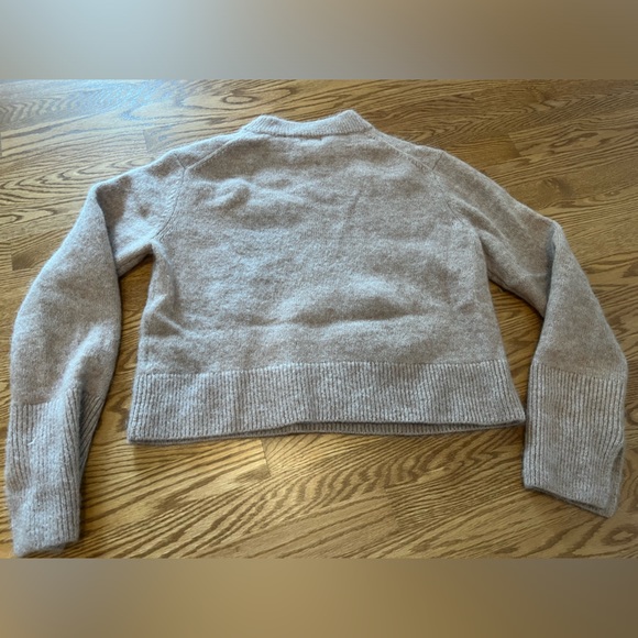 H and M Wool Blend Sweater, Camel Colour Size M - Picture 6 of 6
